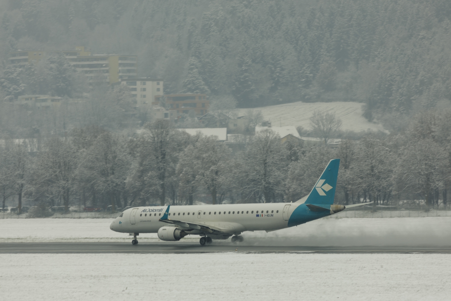 Preview 20221210 Winterflugtag am Innsbruck Airport (54).jpg